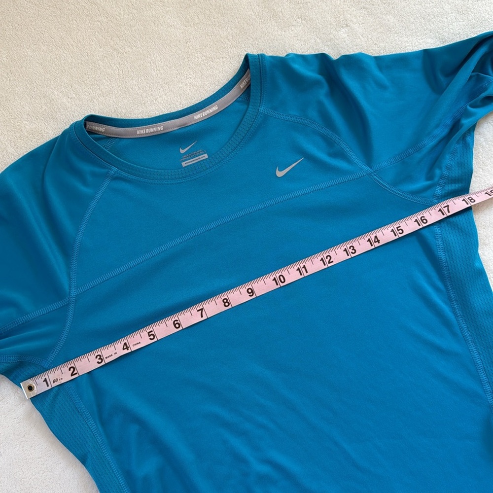 Nike Womens Running Top Long Sleeve Size Medium in Blue - Picture 7 of 8